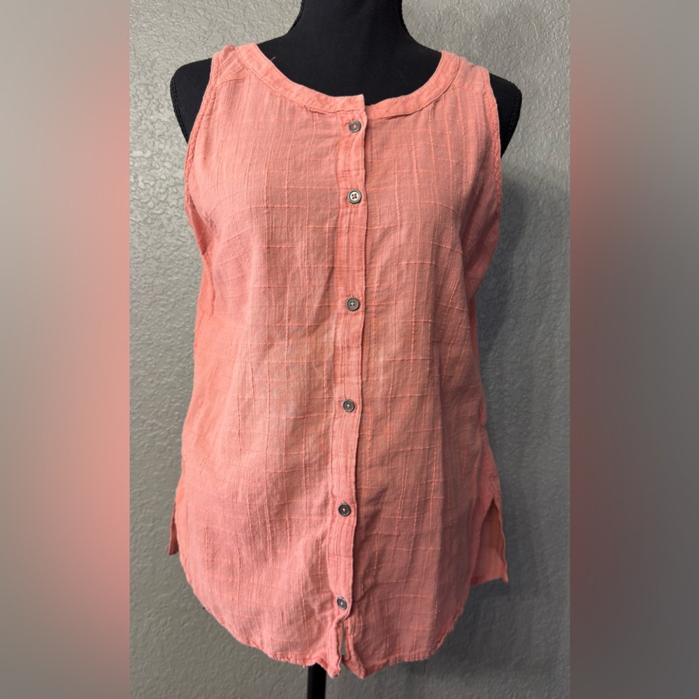 Columbia Women’s M Coral Orange Pink Sleeveless Button Up Textured Shirt Blouse - Picture 8 of 8